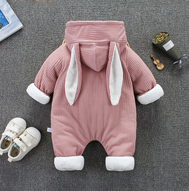 Infant Snowsuit Jumpsuit: Warm and Cozy Coat for Fall-Winter Seasons. Perfect for babies aged 2 to 18 months