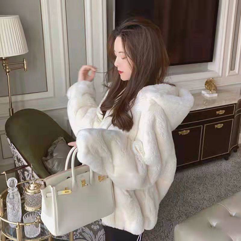 Women's Lamb Plush Hooded Loose Coat Jacket