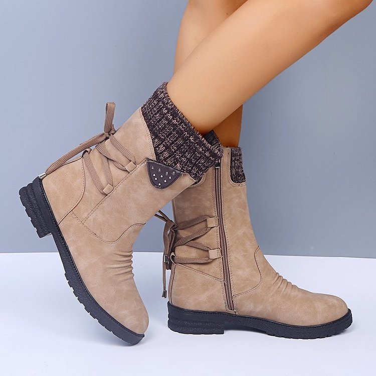 Snow boots for women with lace-up design, perfect for winter