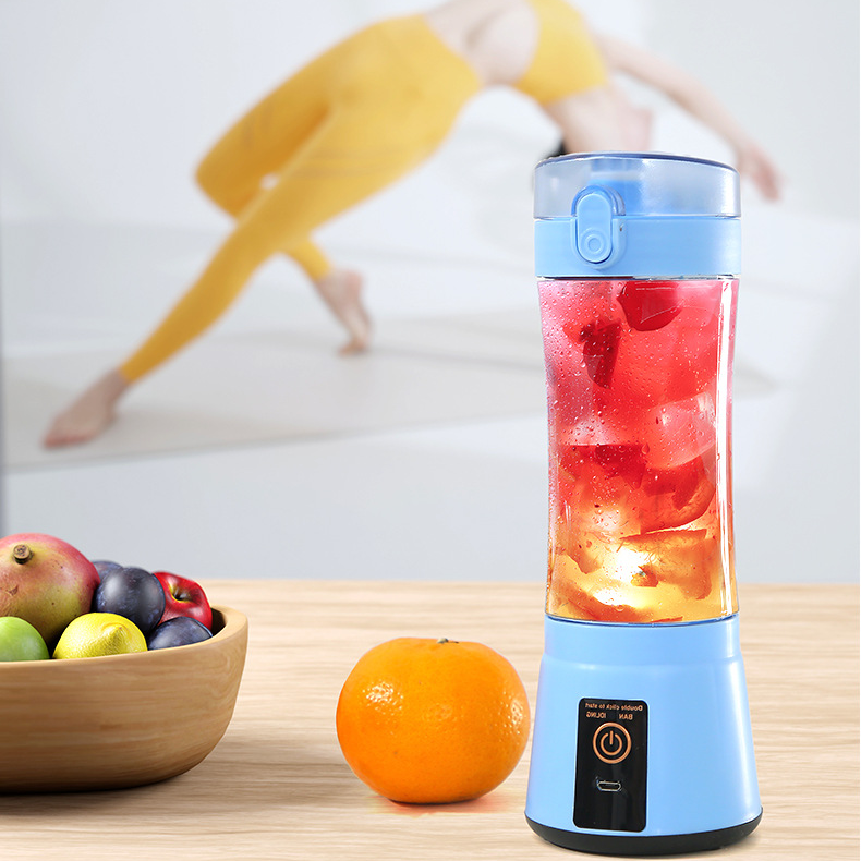 Compact Juicing Cup: Portable Electric Blender for Fruits - Handy Kitchen Gadget